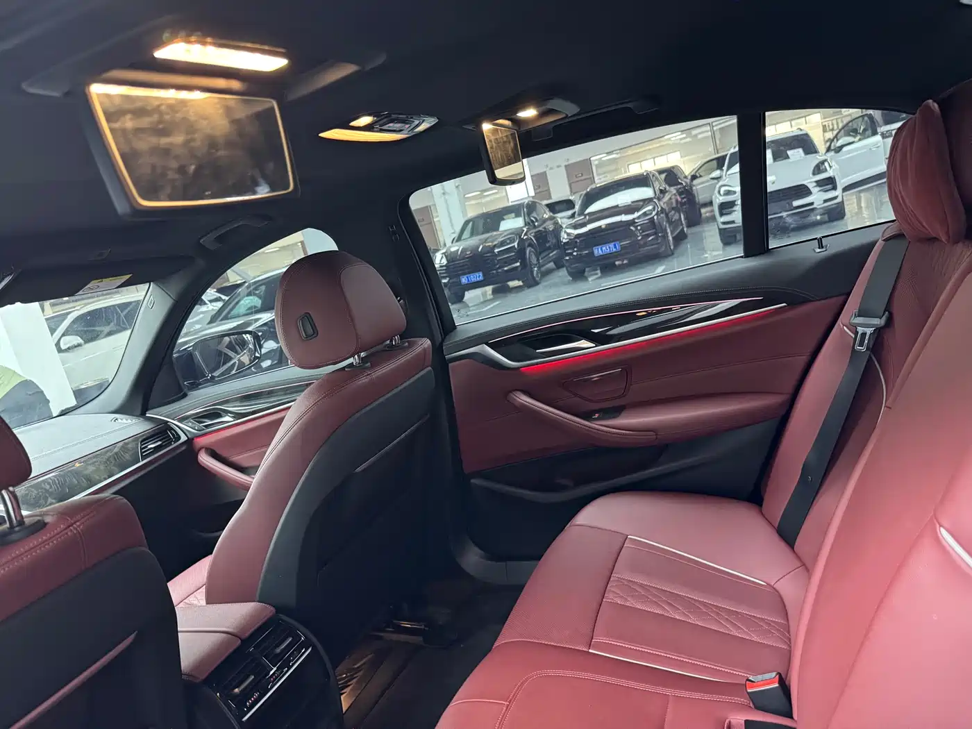 BMW 5 Series 2022 Model Second Facelift 525Li M Sport Package фото 11