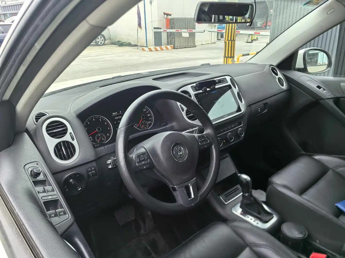 Volkswagen Tiguan 2015 1.8TSI Automatic 4WD Comfortline фото 7