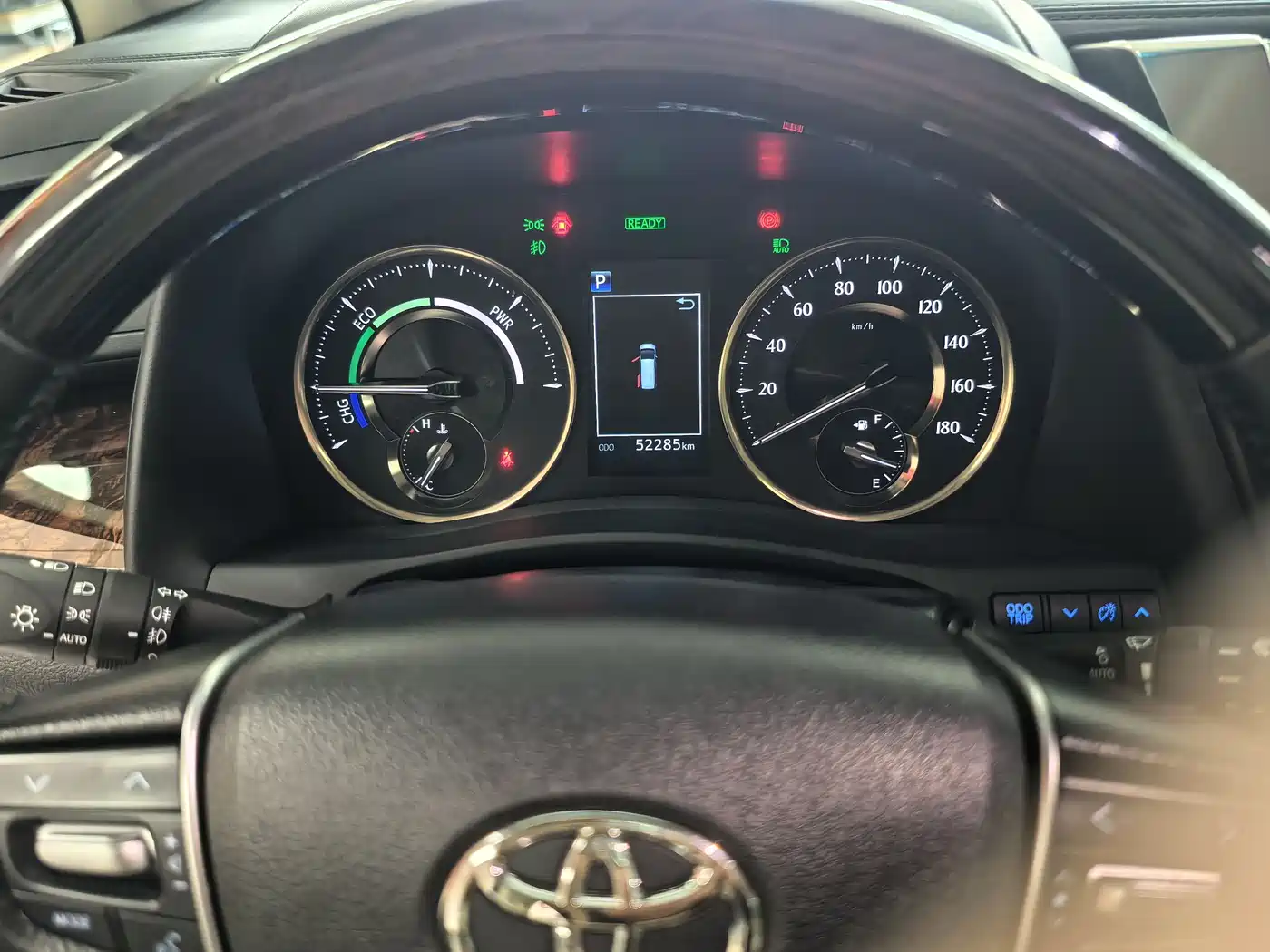 Toyota Alphard 2021 Hybrid 2.5L Luxury фото 4