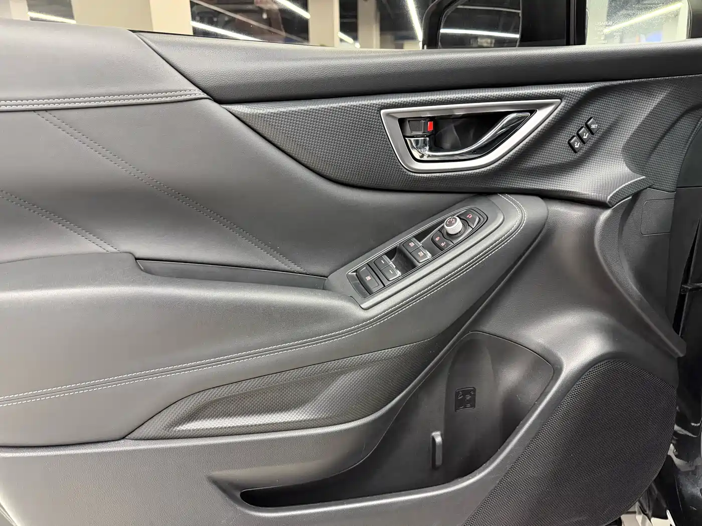 Subaru Forester 2021 2.0i Luxury Edition фото 10