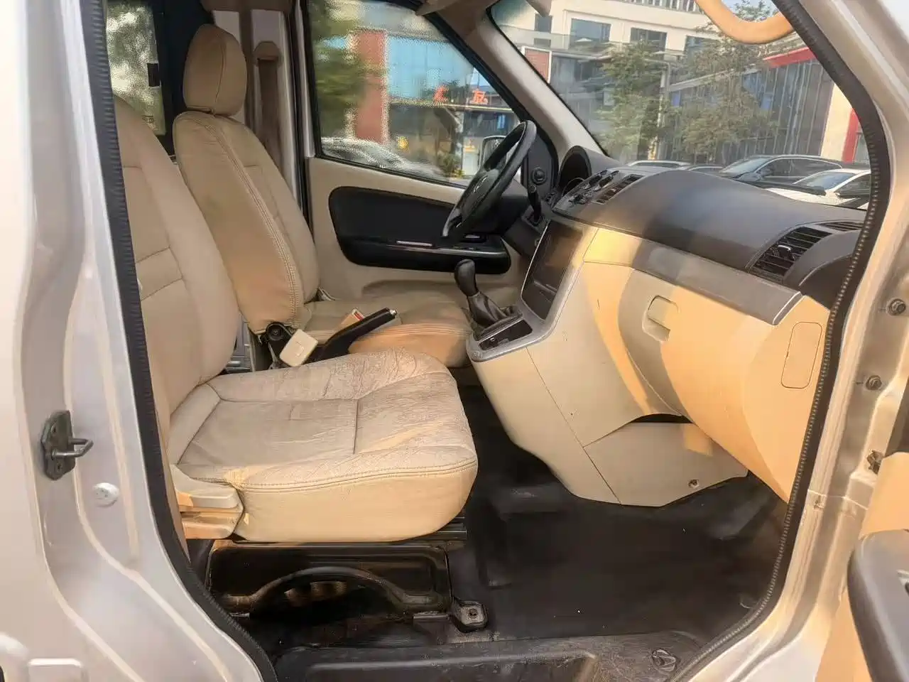 Changan Kaicheng Changan Ruixing M90 2016 2016 Model 2.0L Luxury 4G94S