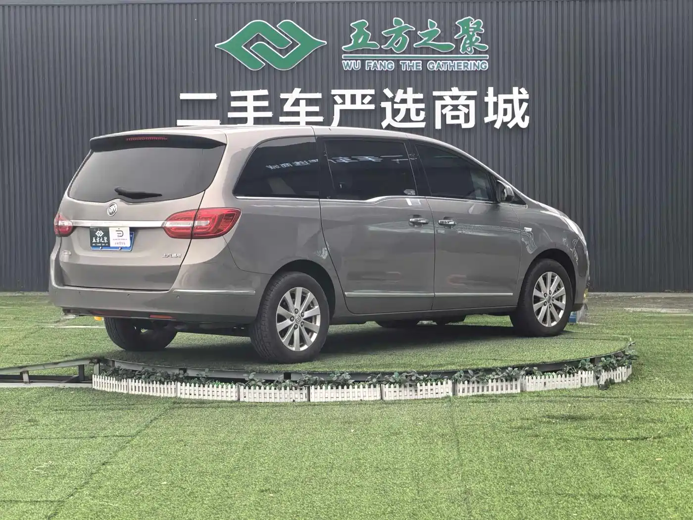 Buick GL8 2018 28T Luxury Model China VI фото 17