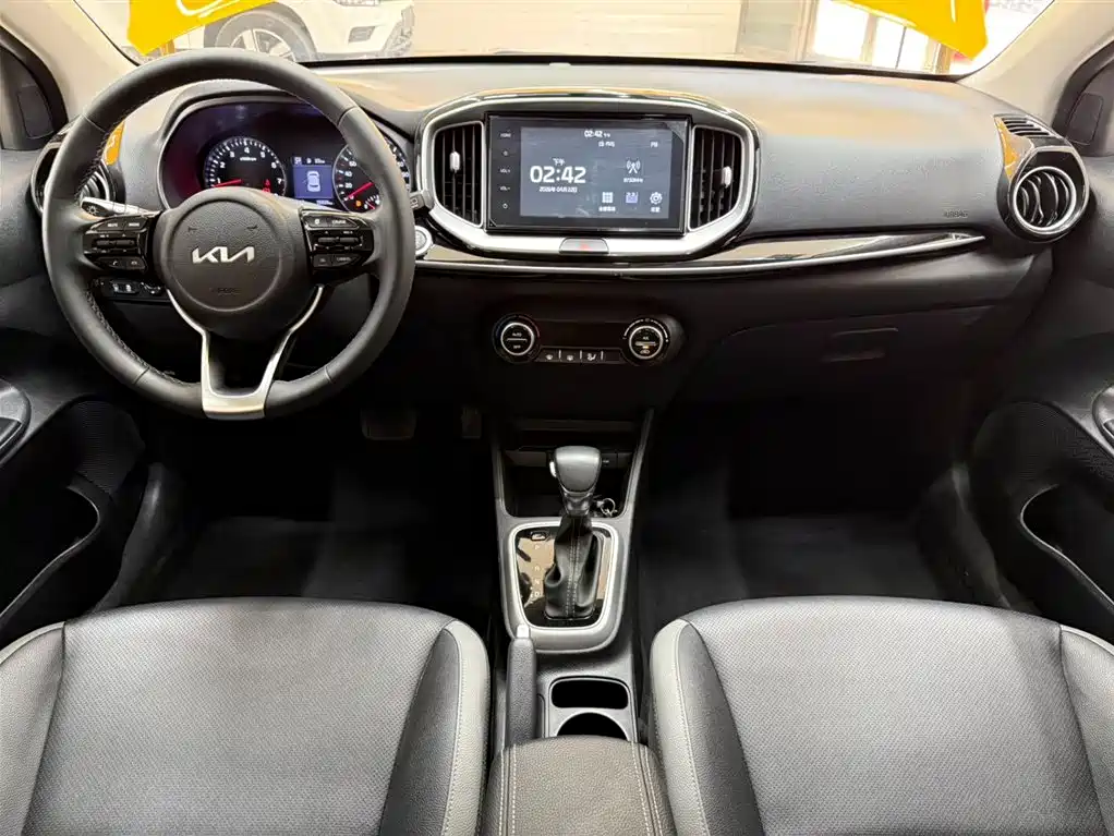 Kia KX1 2021 1.4L CVT Fun Sunroof Version фото 14