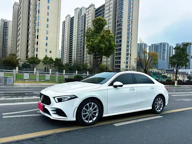 MERCEDES-BENZ A CLASS