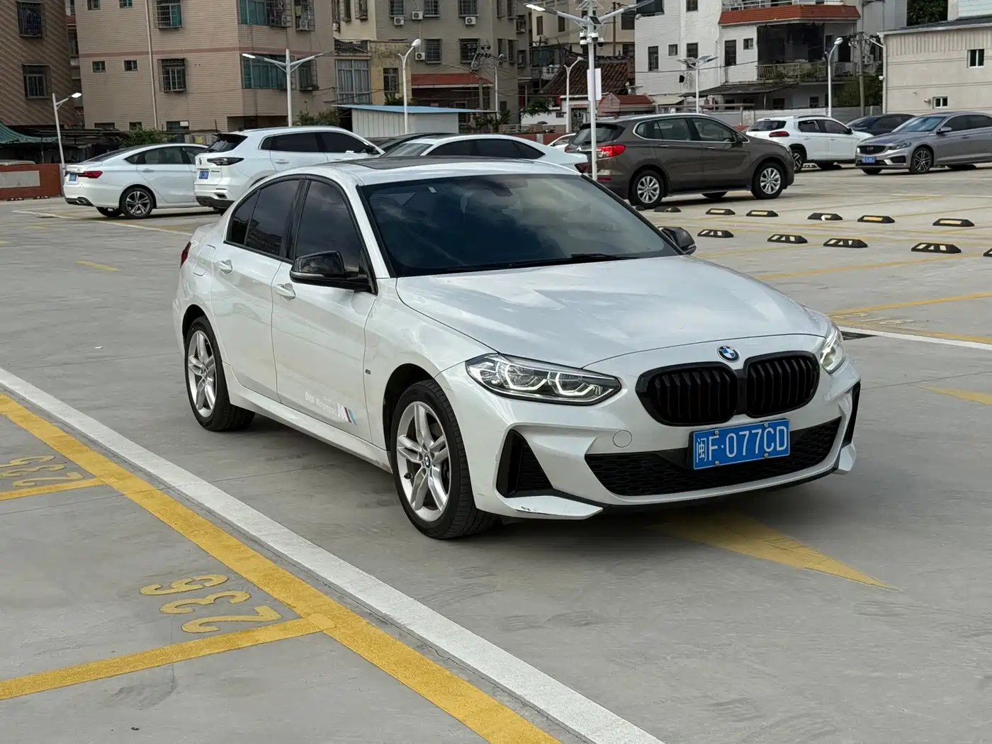 Фото 3 - BMW 1 Series
