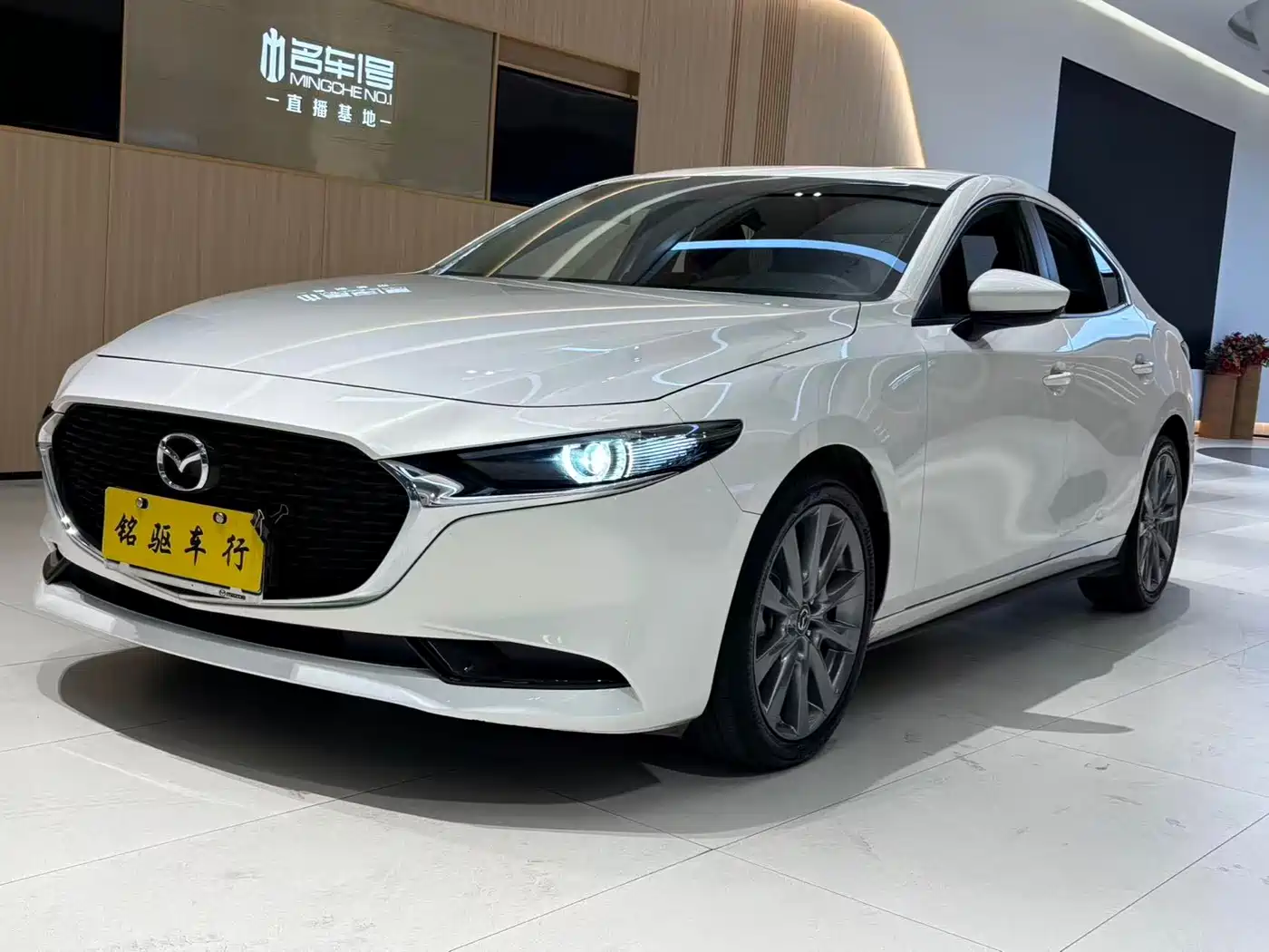 Mazda 3 Axela 2023 2.0L Auto Zhiyao
