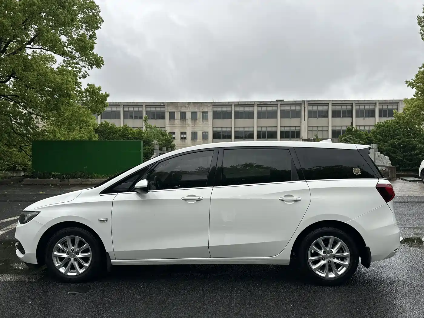 Buick GL6 2018 18T 5-Seat Elite Edition фото 7