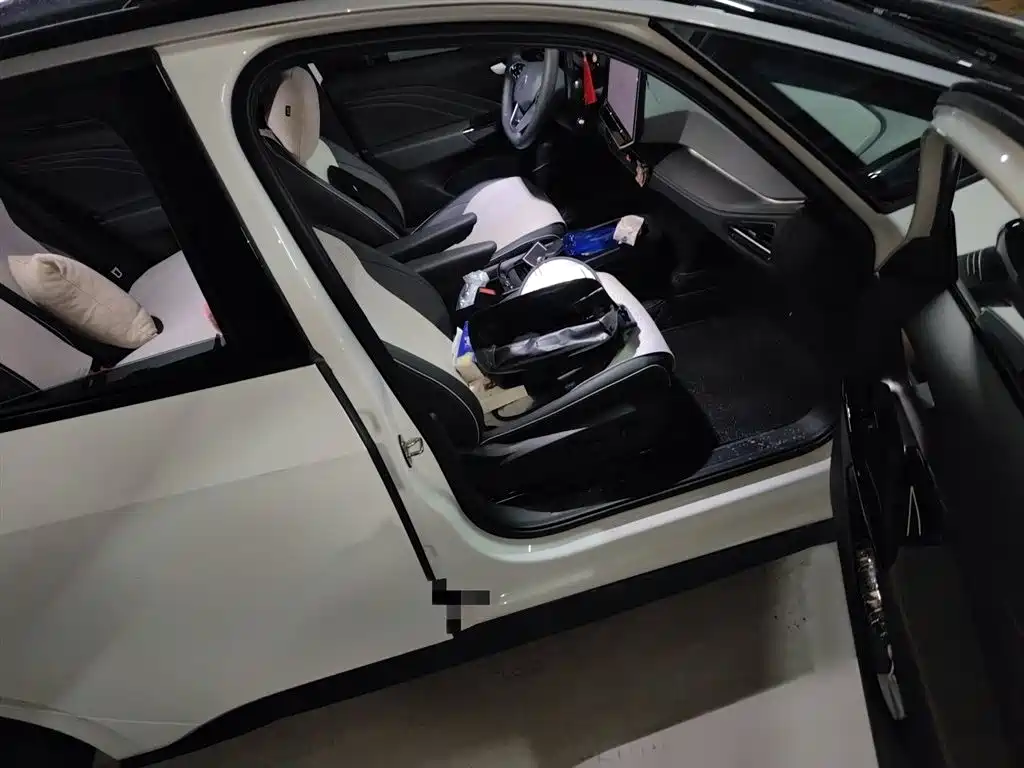 Volkswagen ID.3 2025 Smart Outstanding Edition фото 20
