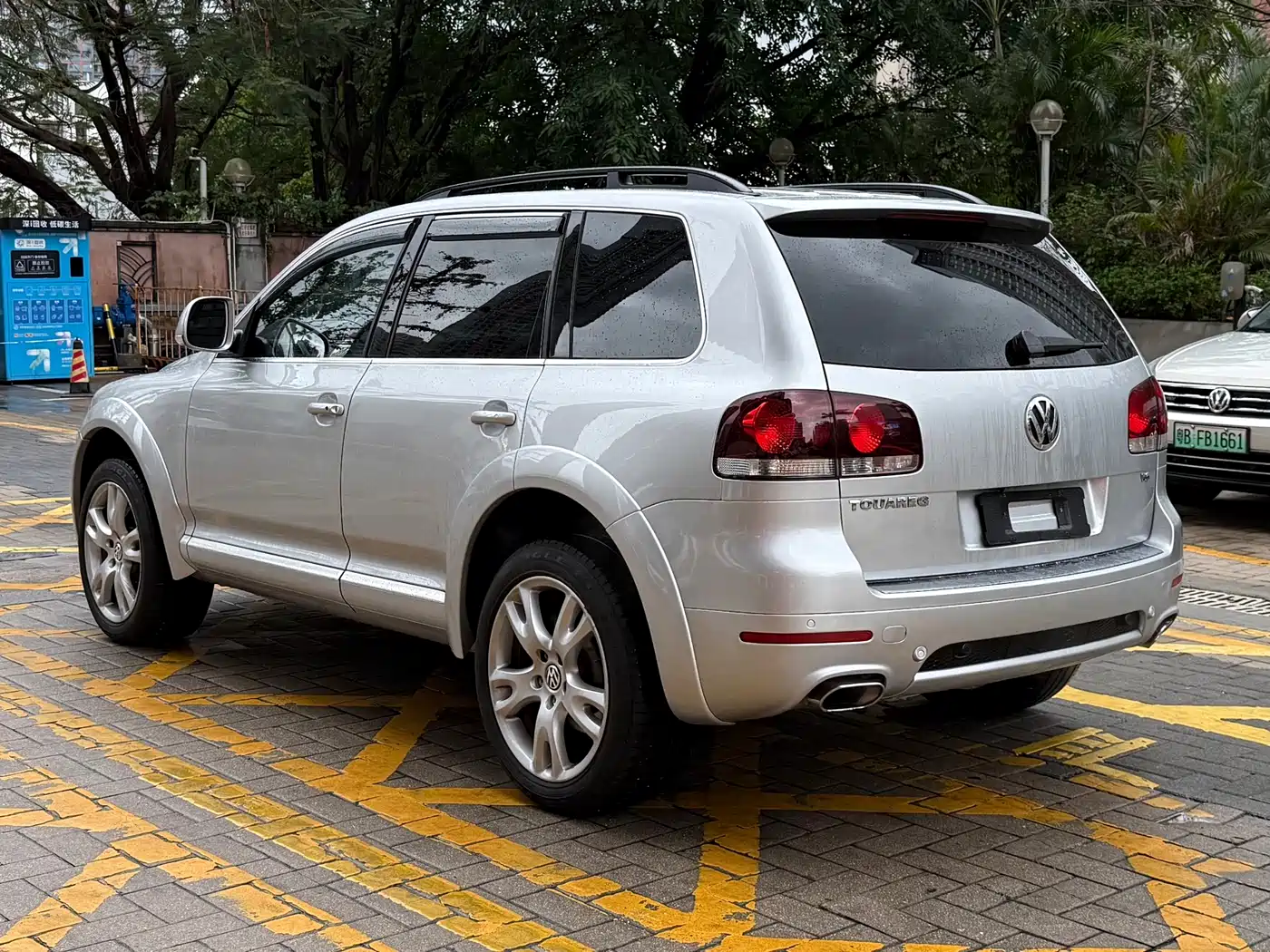 Volkswagen Touareg 2010 3.6 Limited Luxury Edition фото 9