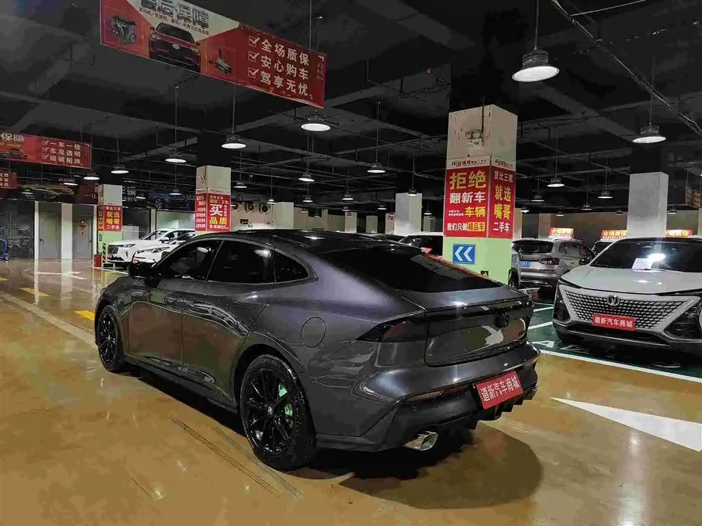 Changan UNI-V 2025 2024 1.5T Deluxe