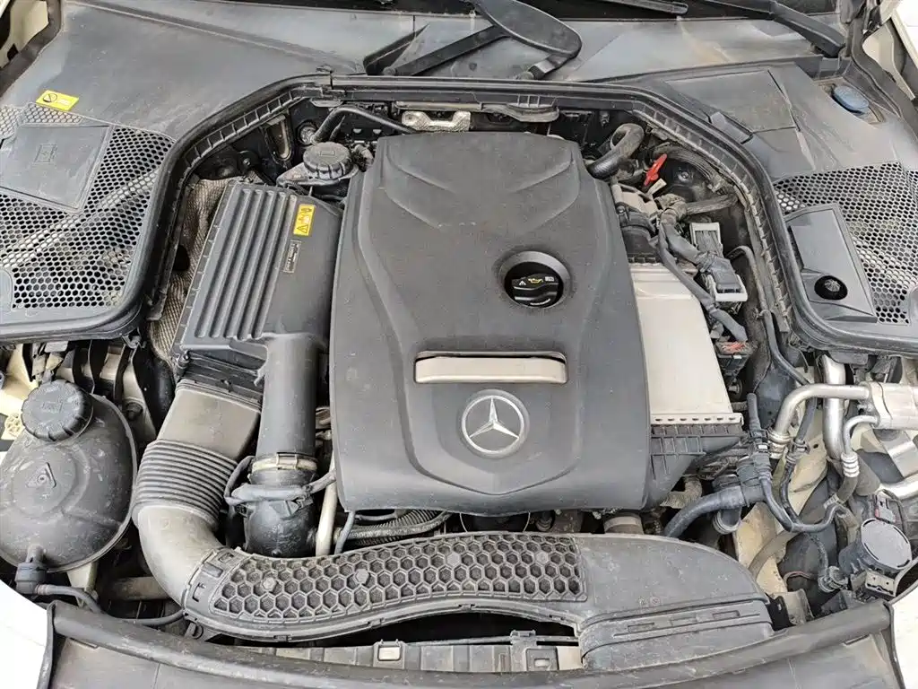 Mercedes-Benz C-Class 2015 Facelift C 180 L Sport фото 11