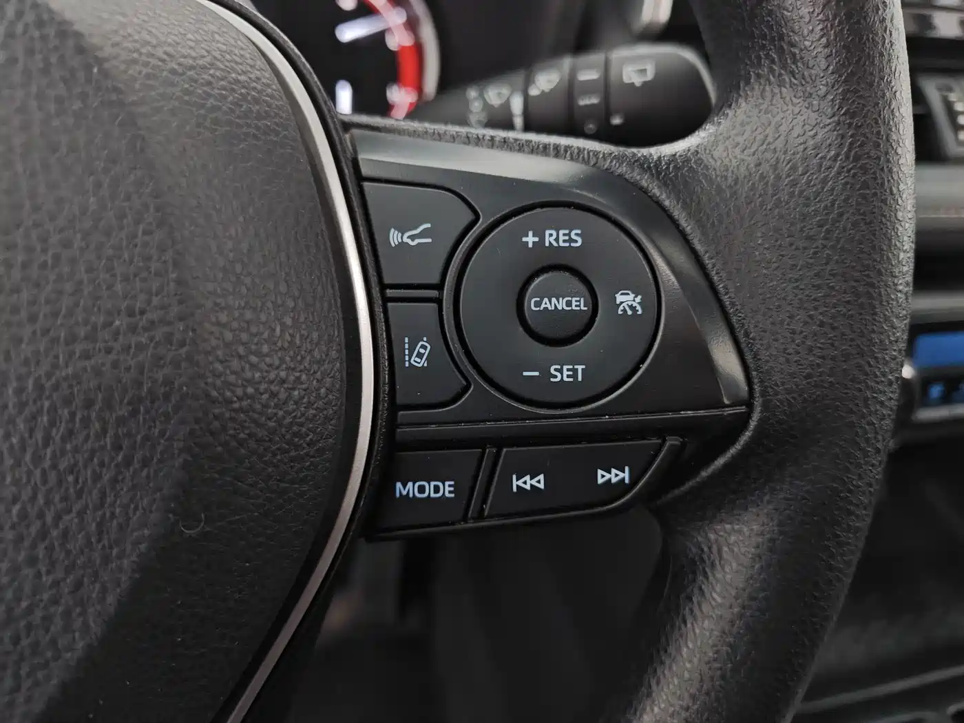 Toyota RAV4 Rongfang 2020 2.0L CVT 2WD Trend Edition фото 13