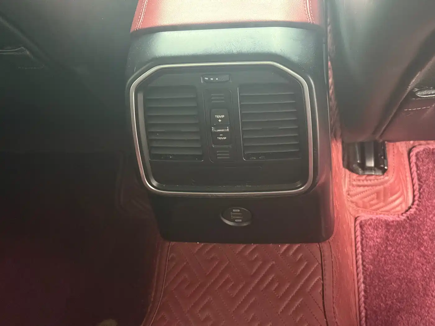 Porsche Macan 2021 Macan 2.0T фото 19