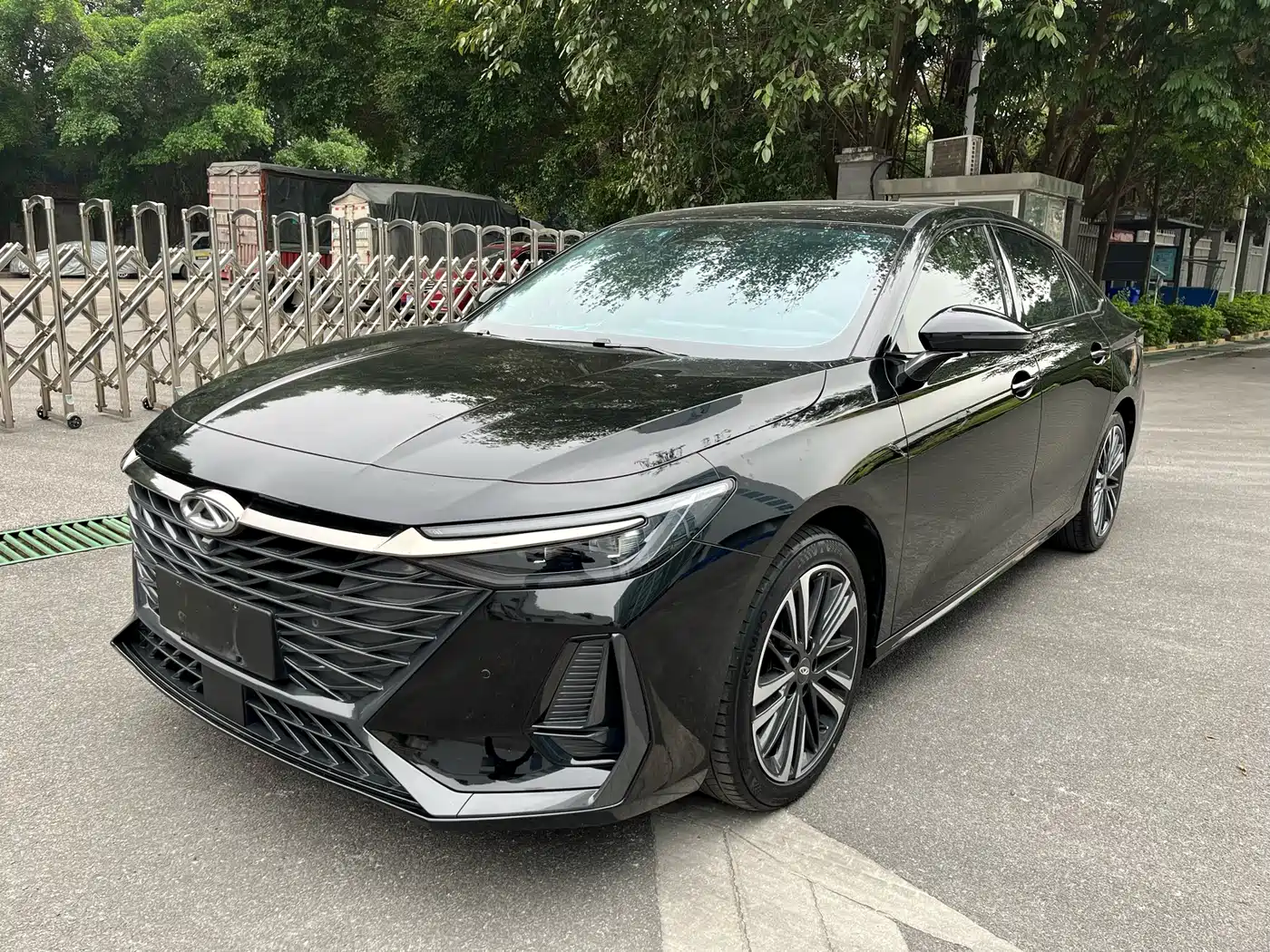 CHERY ARRIZO 8