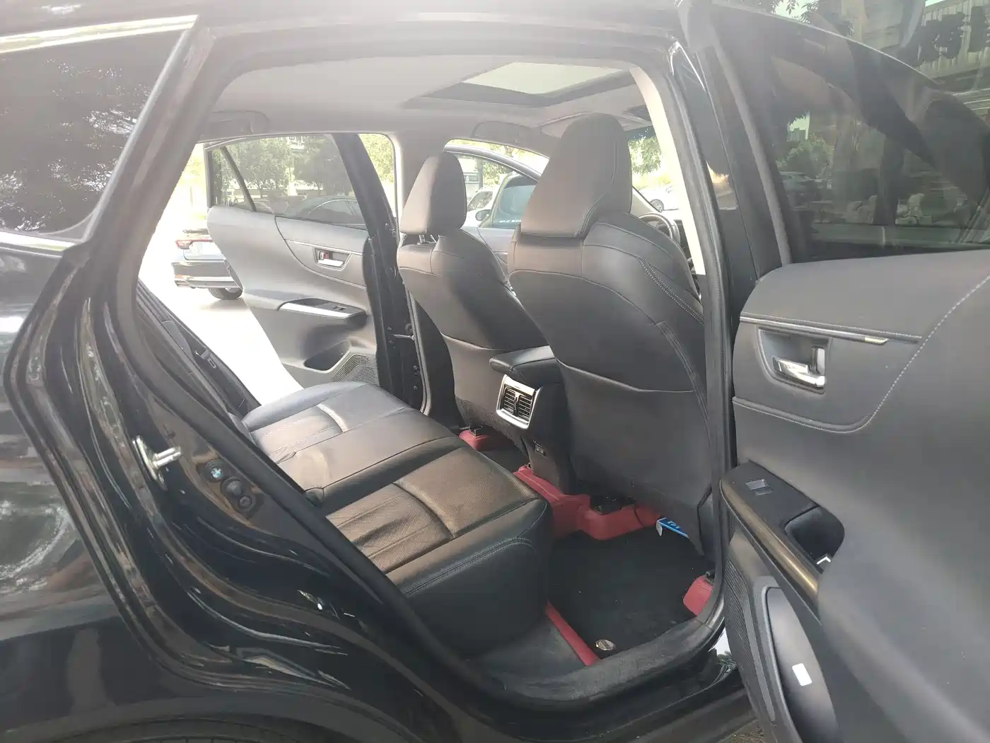 Toyota Lingfang HARRIER 2022 2.0L CVT 2WD Luxury Edition фото 14