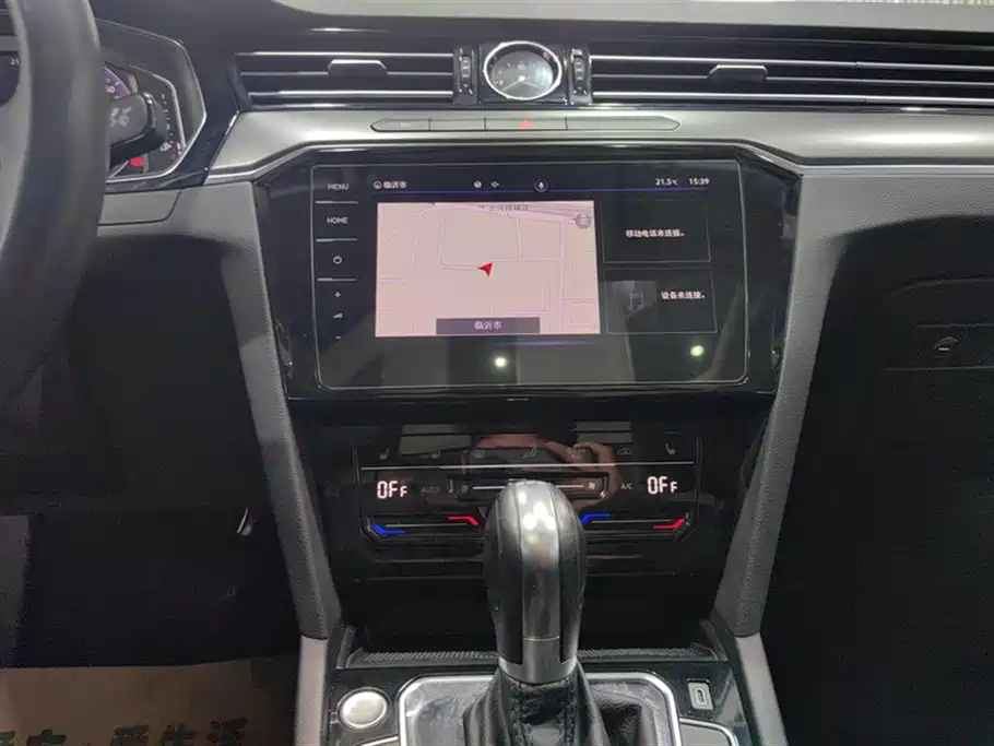Volkswagen Magotan 2021 330TSI DSG 30th Anniversary Edition фото 13