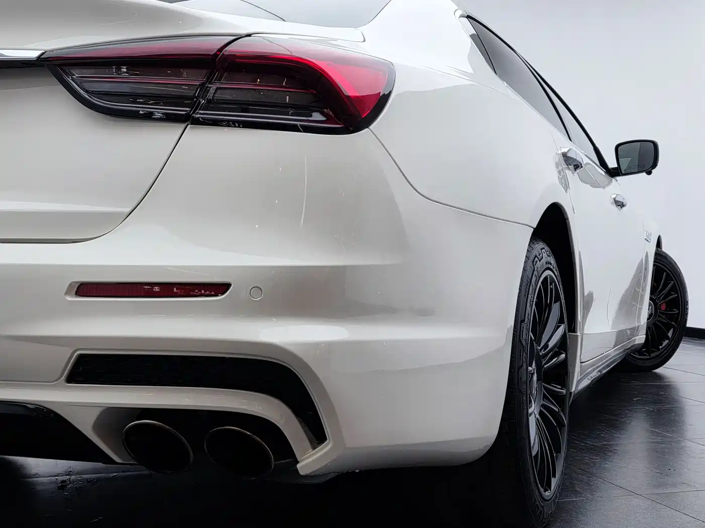 Maserati Quattroporte 2015 3.0T S Q4 фото 8