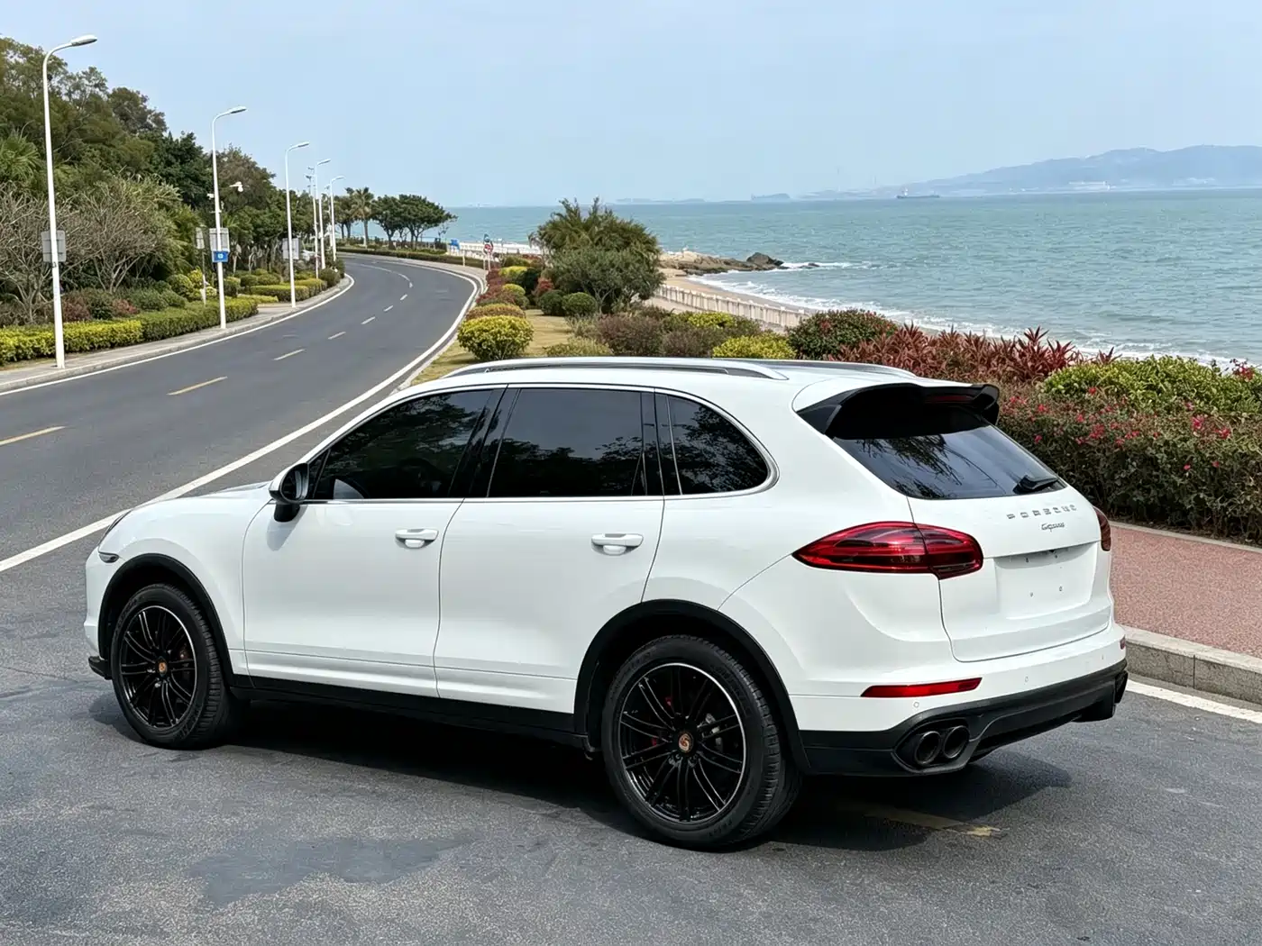 Porsche Cayenne 2011 Cayenne 3.0T фото 4