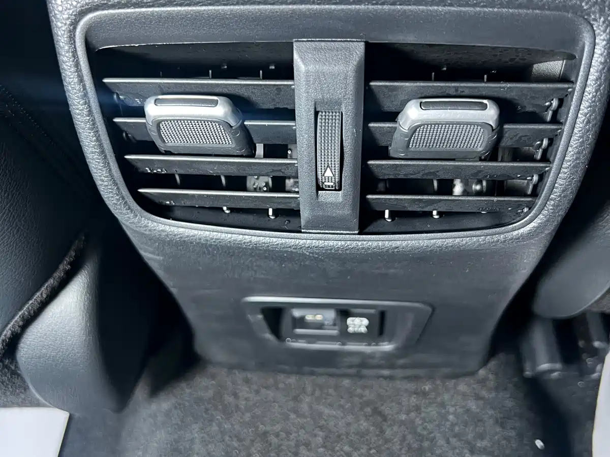 Toyota Corolla 2021 TNGA 1.5L CVT GR SPORT Edition фото 16