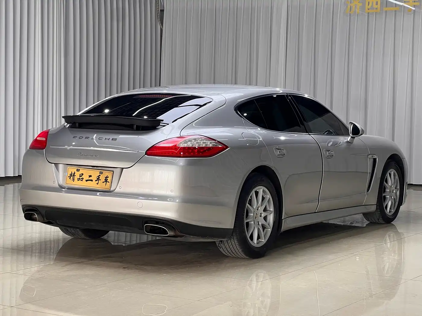 Porsche Panamera 2013 Panamera Platinum Edition 3.6L фото 6