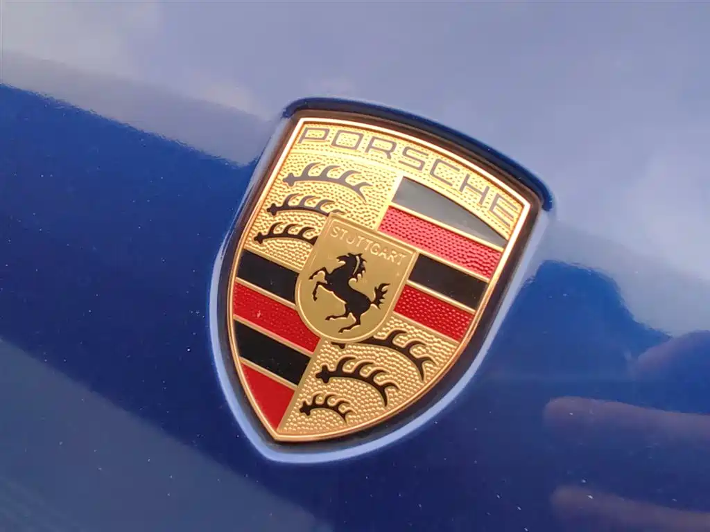 Porsche Taycan 2020 Taycan фото 23