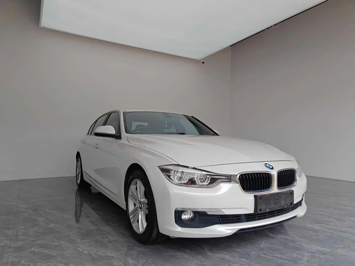 BMW 3 Series 2016 320Li Progressive фото 3