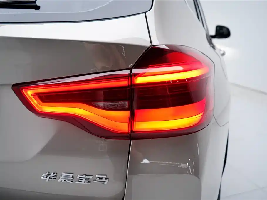 BMW iX3 2021 Pioneer фото 14