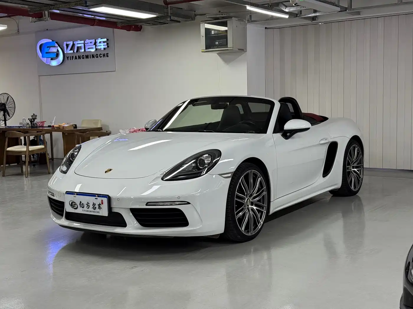 Porsche 718 2016 Boxster 2.0T