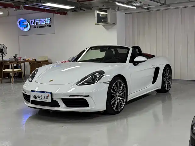 PORSCHE 718