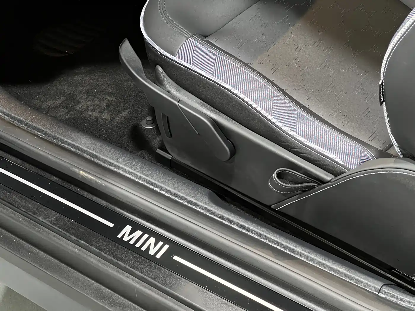 MINI ELECTRIC  COOPER