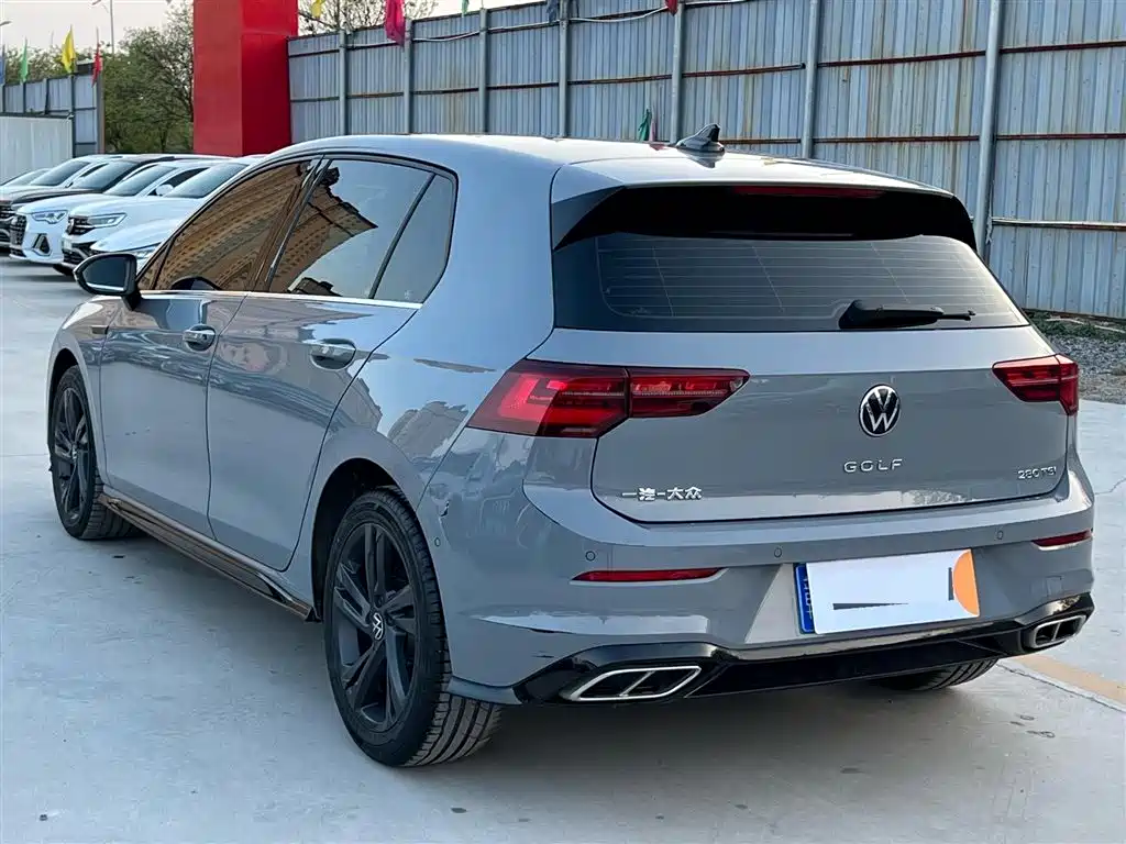 Volkswagen Golf 2023 Facelift 280TSI DSG R-Line Lite фото 8