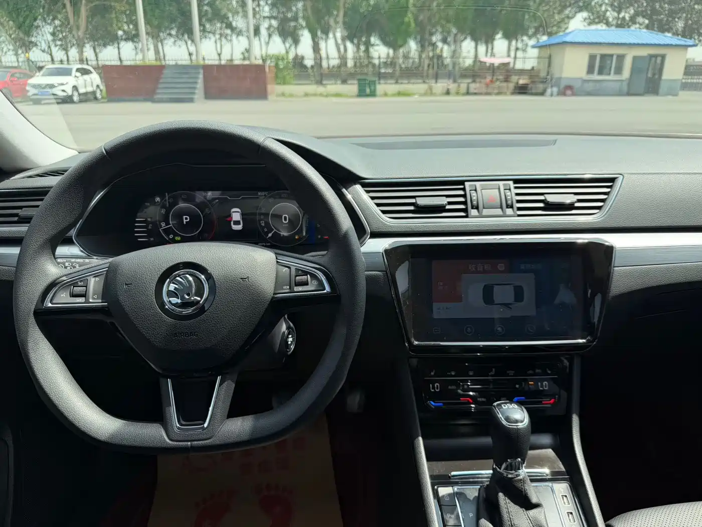 Škoda Superb 2025 Model TSI280 DSG Premium Edition 11
