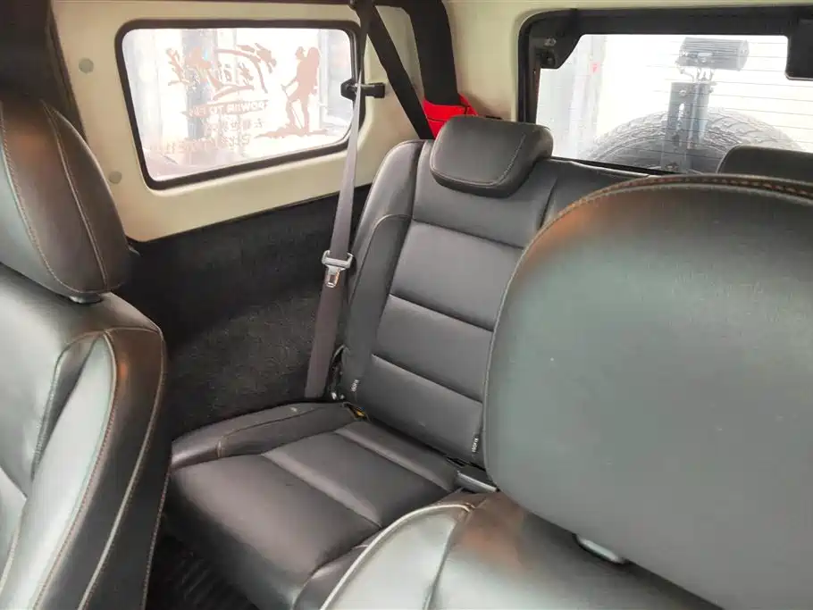 BAIC ORV Beijing Offroad BJ40 2016 Model 40L 2.0T Manual 4WD Premium фото 11