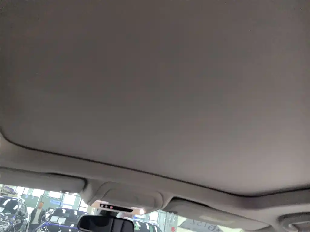 Cadillac XT5 2016 28T AWD Luxury Model фото 14