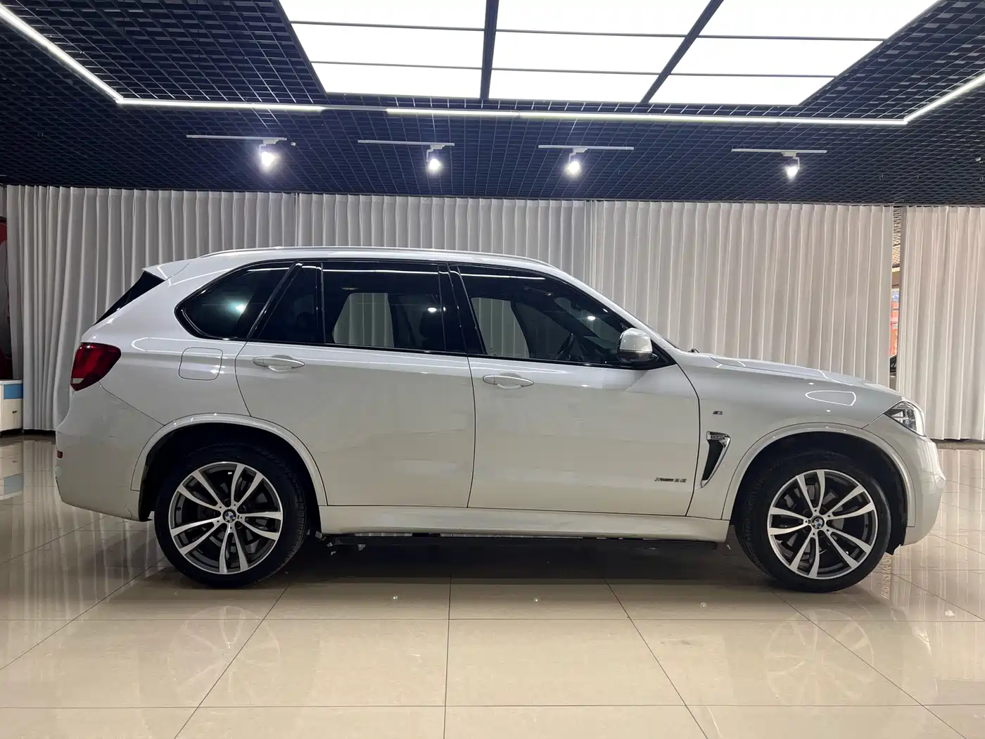 BMW X5 (Import) 2018 xDrive35i M Sport Model фото 5