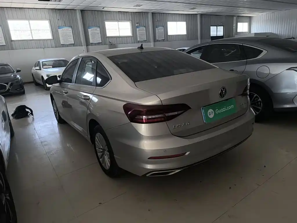 VOLKSWAGEN LAVIDA