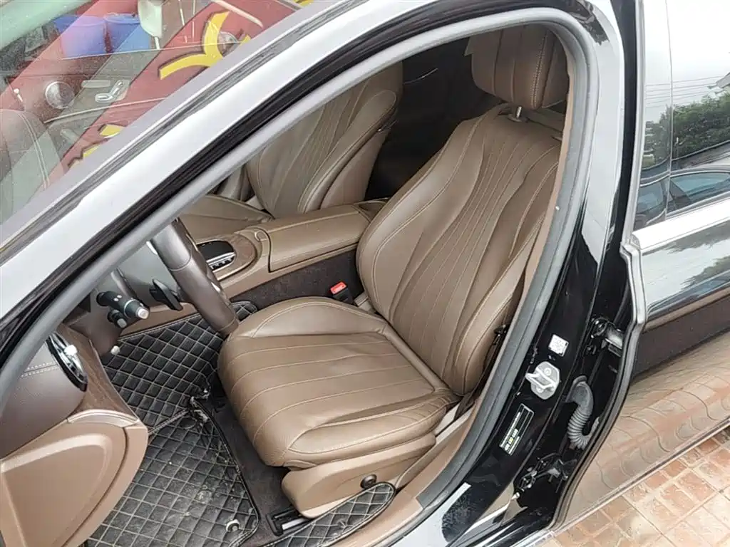 Mercedes-Benz E-Class 2020 E 300 L Luxury Model фото 15