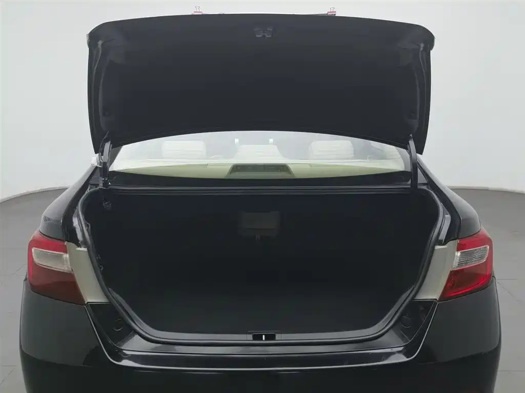 Toyota Camry 2013 2.0G Comfort фото 16