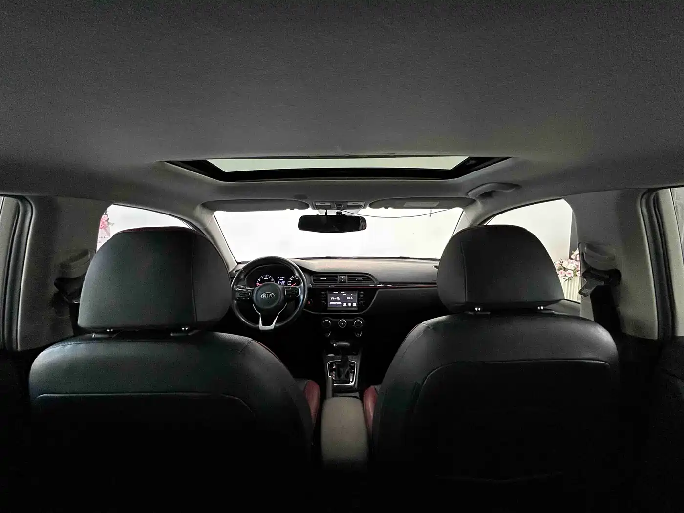 Kia KX CROSS 2018 1.6L Automatic Smart Sunroof Edition фото 10