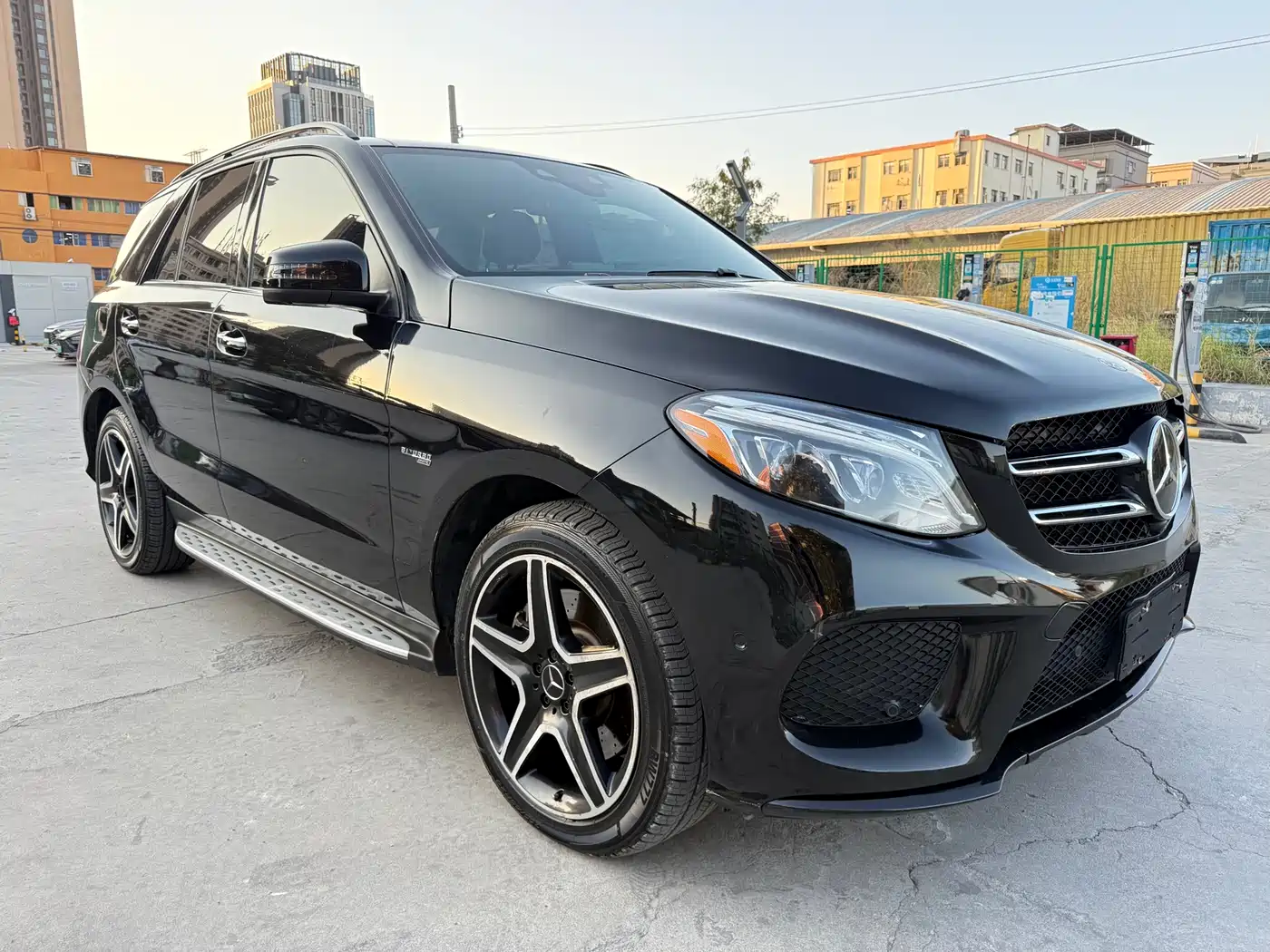 Mercedes-Benz GLE AMG 2017 AMG GLE 43 4MATIC фото 3