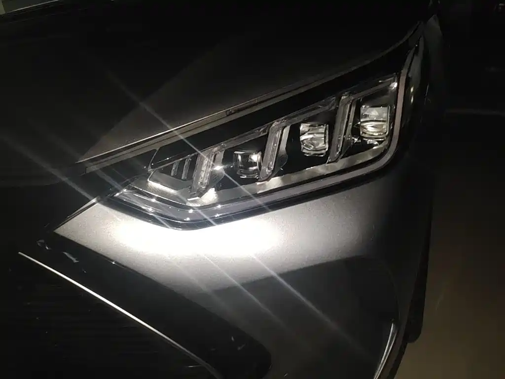 BYD Song PLUS PHEV 2021 DM-i 110KM Flagship фото 24