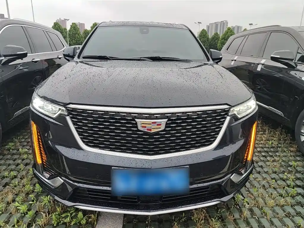 Cadillac XT6 2020 28T 7-seater AWD Premium фото 3