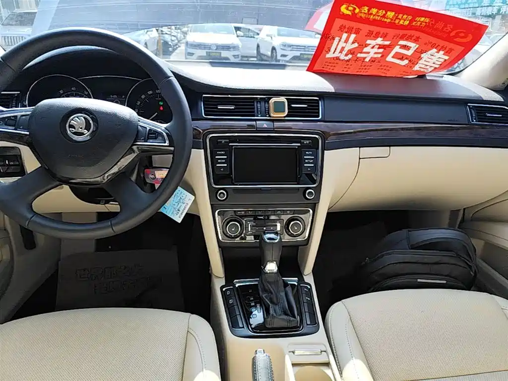 Škoda Superb 2013 1.8TSI Automatic Elegance Edition фото 13