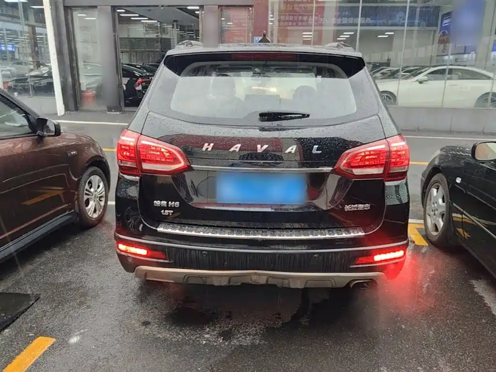 Haval H6 2015 Sport 1.5T Automatic 2WD Luxury фото 4