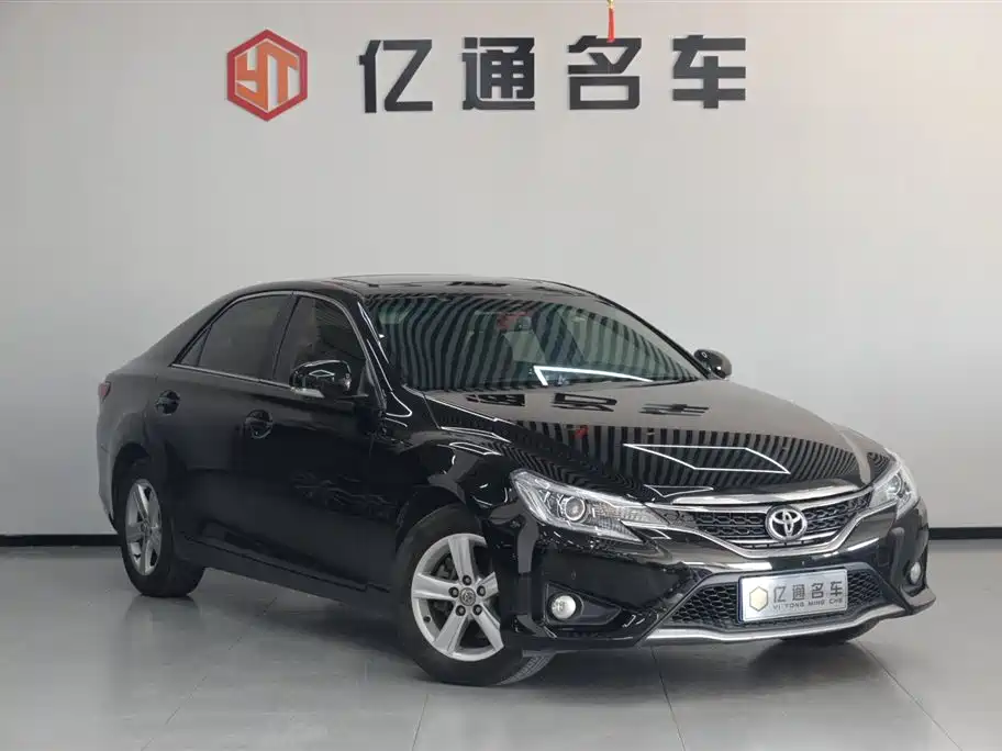 Toyota Reiz 2013 2.5V Elite Edition фото 3