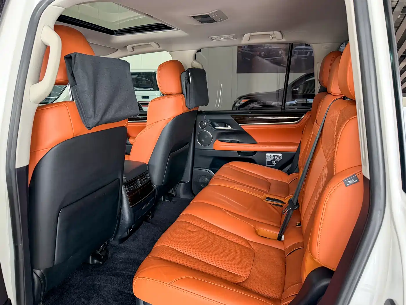 Lexus LX 2016 570 Luxury Premium Edition фото 10