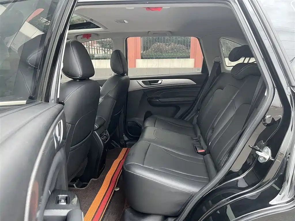 Haval M6 2021 PLUS 1.5T DCT Luxury Smart Connect фото 18