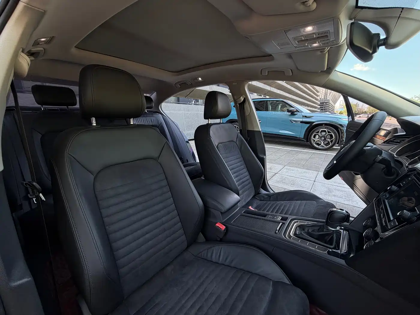 Volkswagen Magotan 2017 330TSI DSG Luxury фото 17