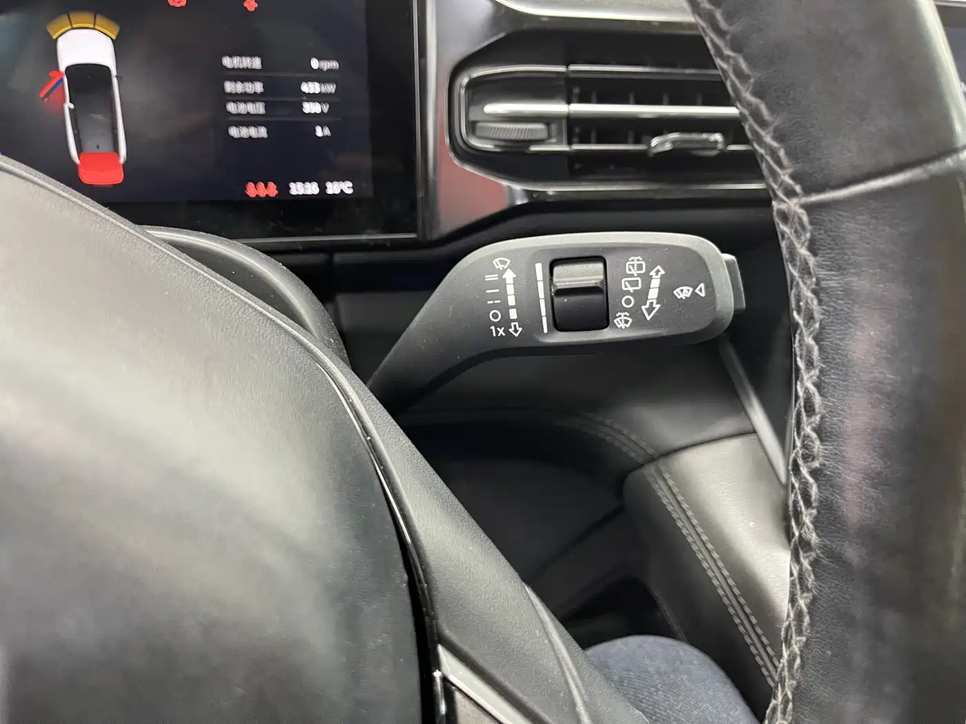 NIO ES8 2019 2018 355KM Base Model 7-Seater Version