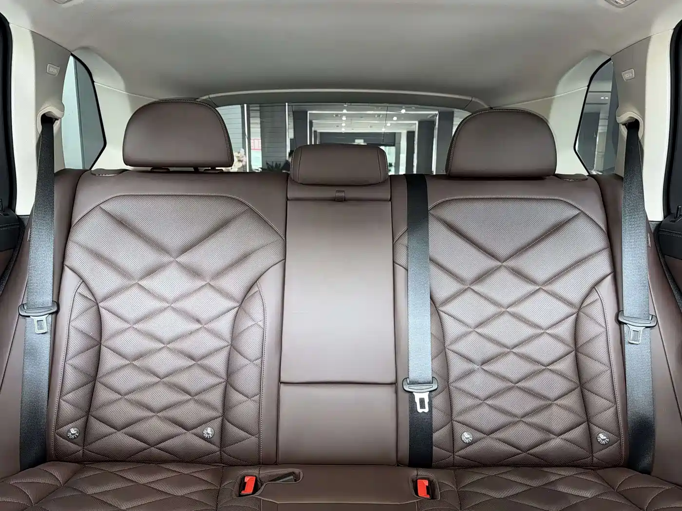 BMW X5 2022 Model xDrive 40Li M Sport Package фото 7